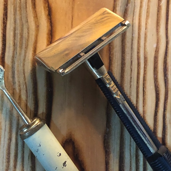 Vintage Razor Set - Picture 4 of 6